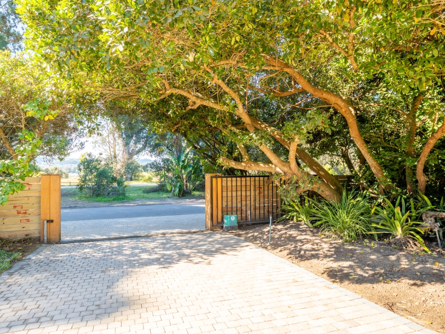 3 Bedroom Property for Sale in Leisure Isle Western Cape